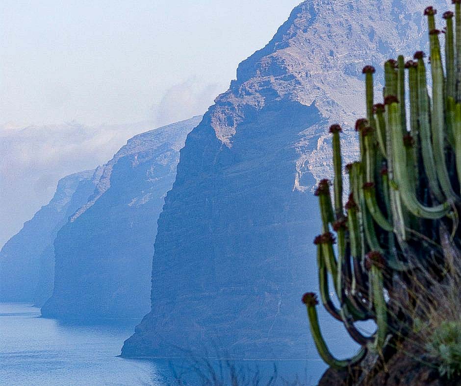 Acantilados de los Gigantes TENERIFE Muralla del Infierno