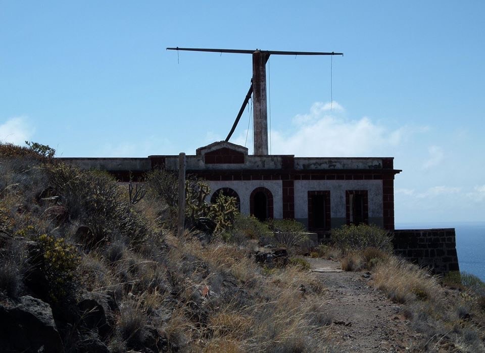 El Semáforo de Igueste de San Andrés (Santa Cruz de Tenerife)