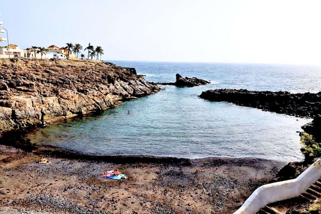 Descubre el Secreto Mejor Guardado de Tenerife: La Encantadora Playa Paraíso