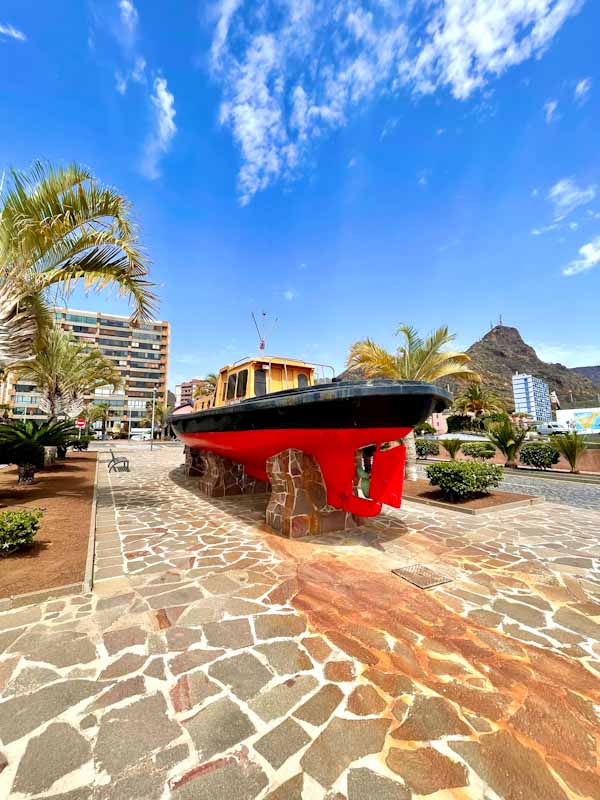 Falúa Prácticos Nº 1 🚢 Muelle Norte 🛥️ Santa Cruz de Tenerife 😎