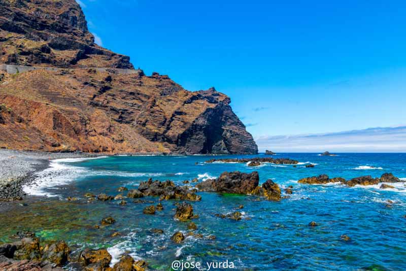 Playa Punta del Fraile en el municipio de Buenavista del Norte en Tenerife.