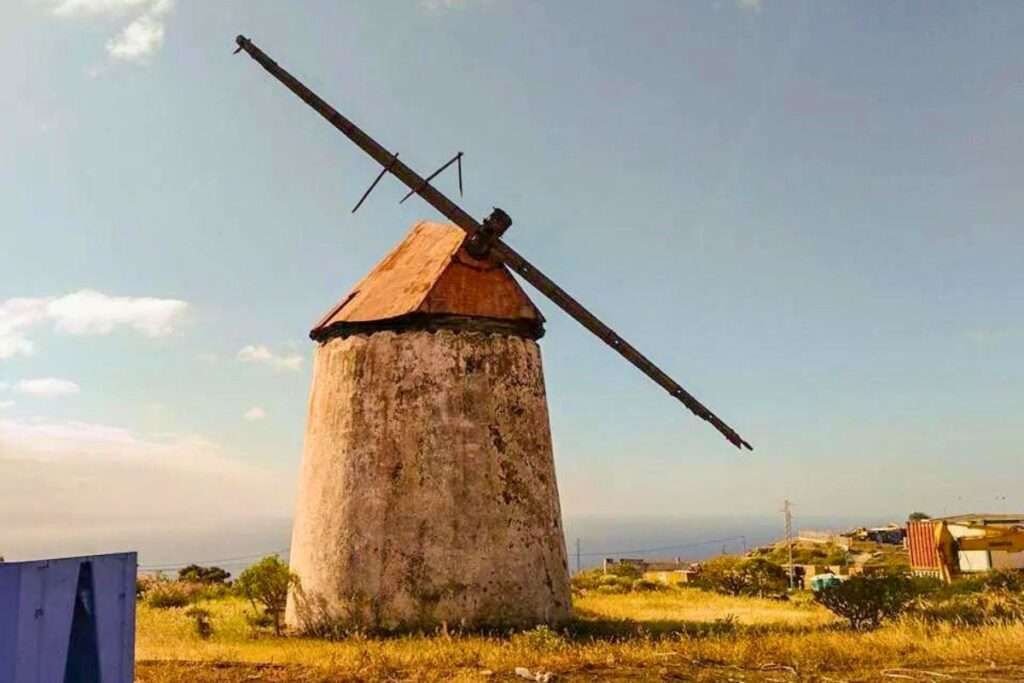 ¿Cómo llegar al Molino de Cuevas Blancas en Santa Cruz de Tenerife?