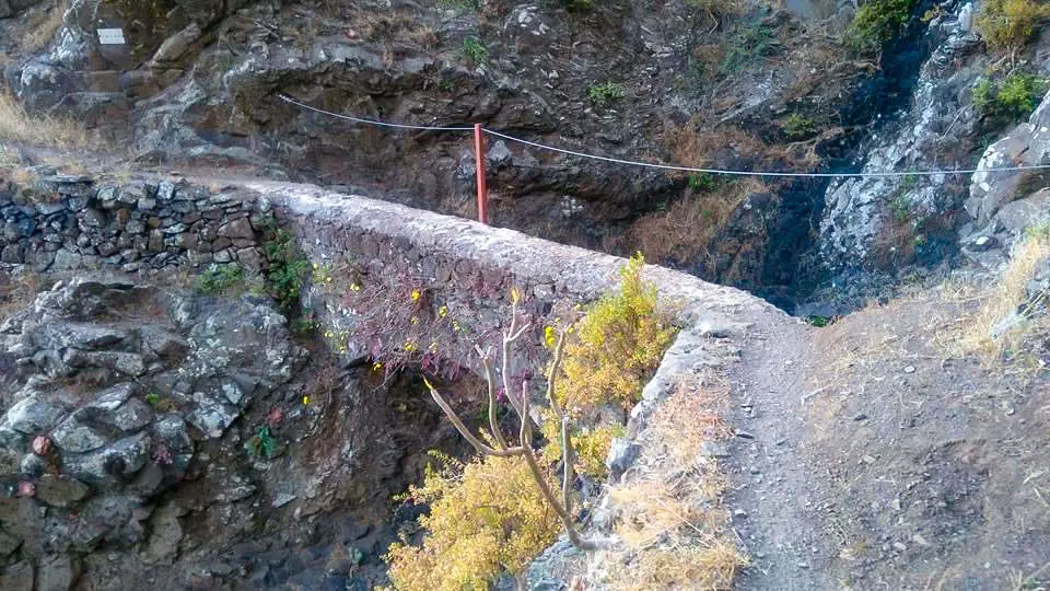 Canal de Agua Los Catalanes