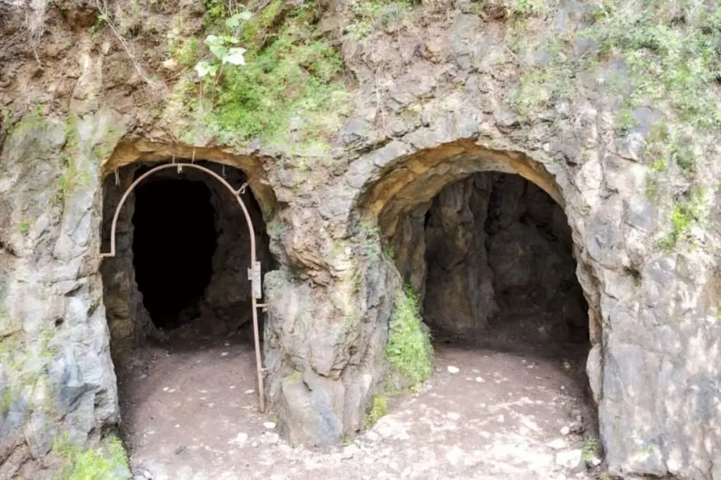 The Caves of Toledo or Glass Caves (Tacoronte) TENERIFE