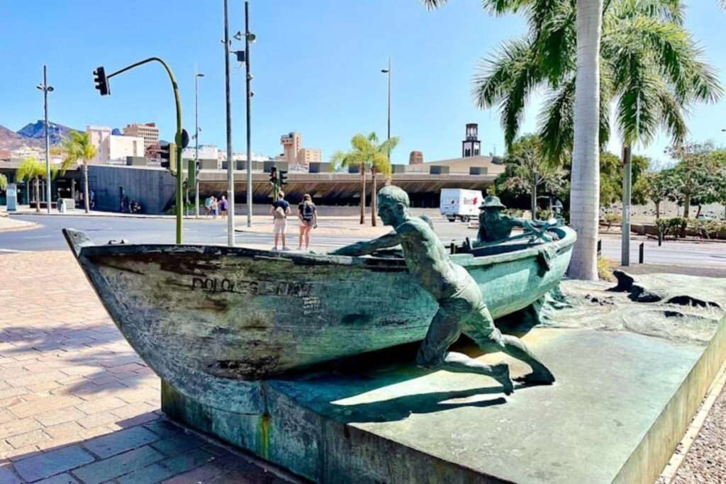 Homenaje al Chicharrero: Un Tributo a la Identidad de Santa Cruz de Tenerife ⚓