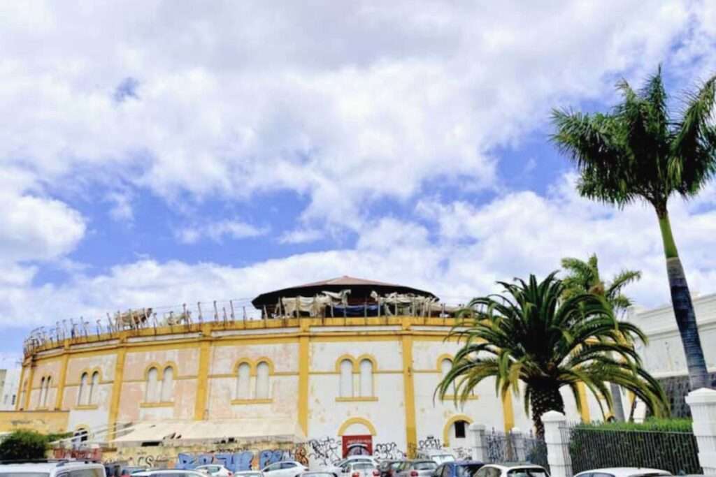 Plaza de Toros Tenerife: Testimonio de una Historia Taurina 💃🎶