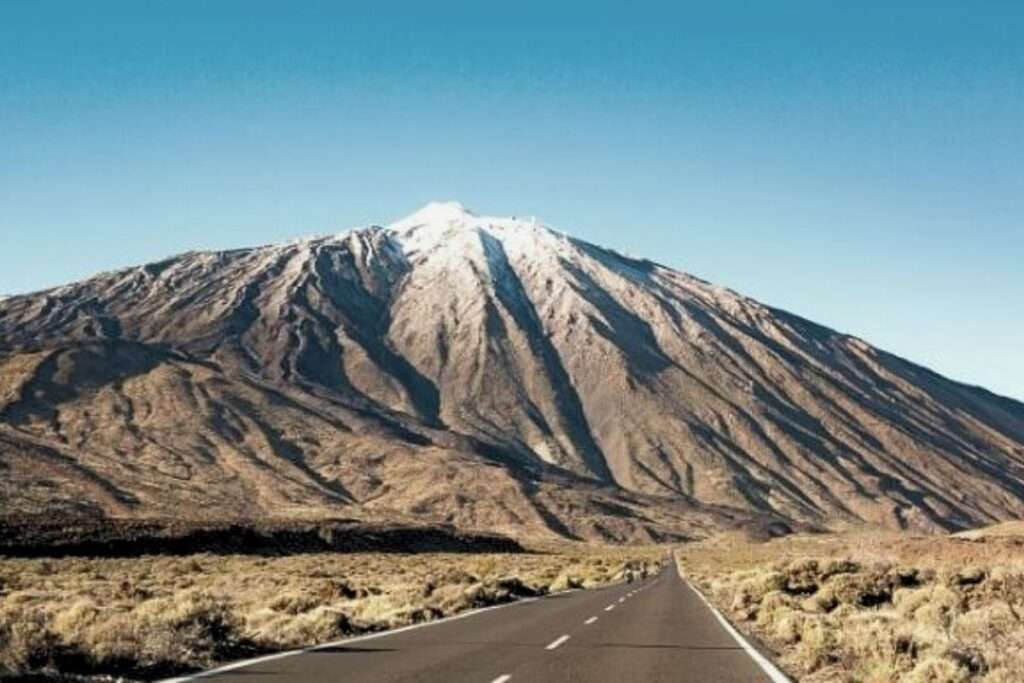 6 fotografías de la Carretera del Teide, la más Bonita de España 🌋
