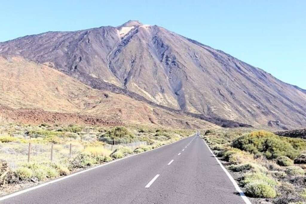 6 fotografías de la Carretera del Teide, la más Bonita de España 🌋