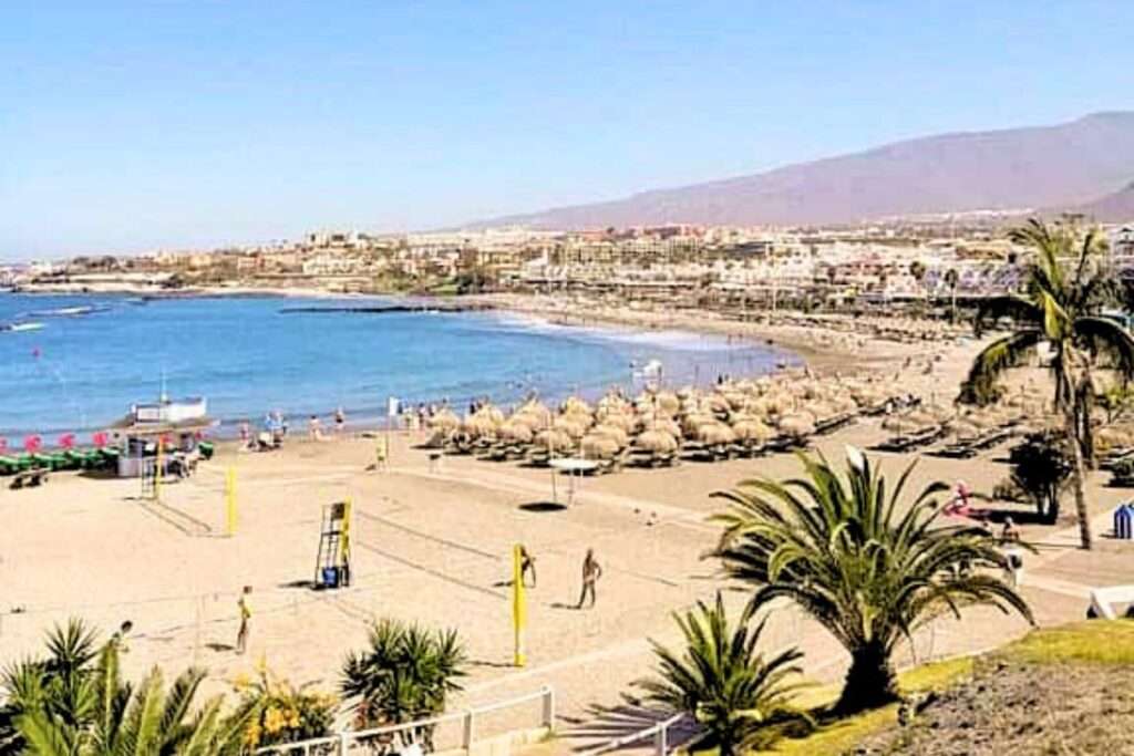 Playa de la Pinta: Un Paraíso en Costa Adeje, Tenerife