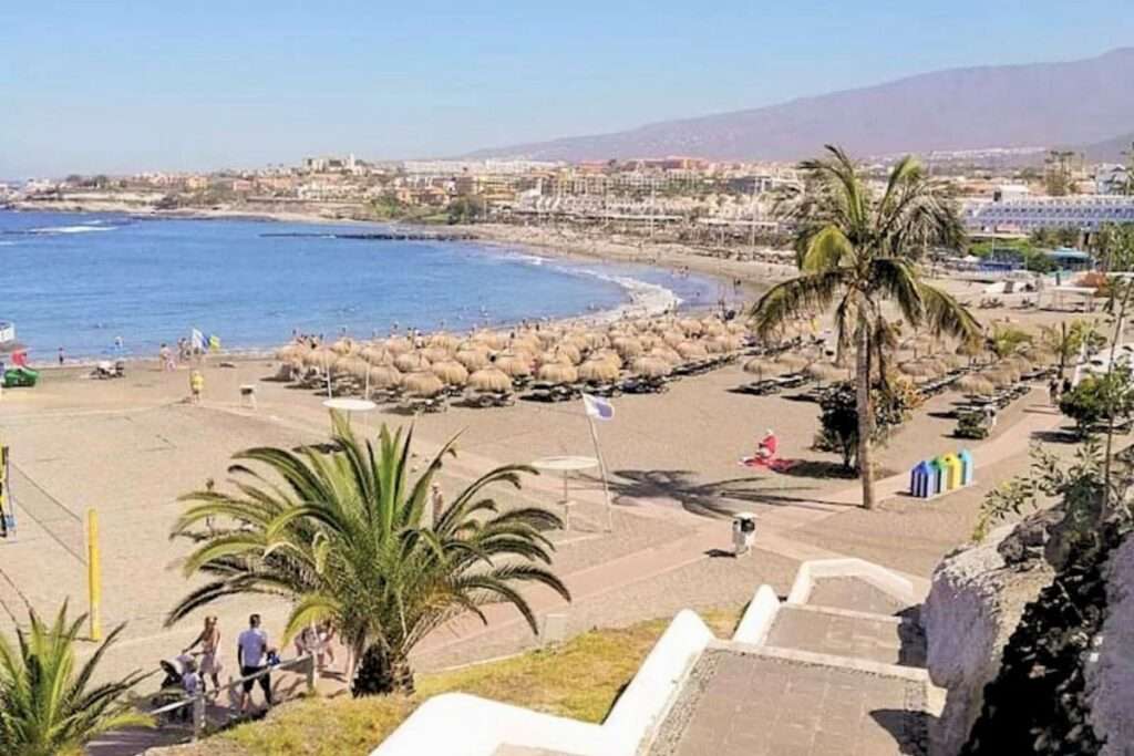 Playa de la Pinta: Un Paraíso en Costa Adeje, Tenerife